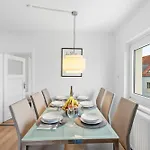 شقة Kuelhome - For 6 People شفاندورف إن بايرن