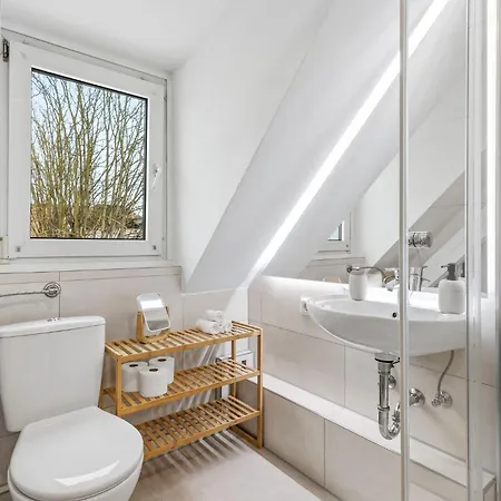 Dove Living For 6 People Apartment